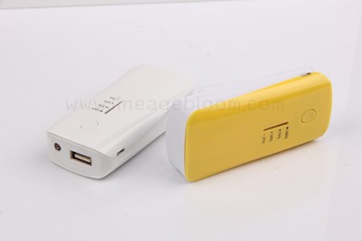 Power Bank รุ่น PW 211P Power Bank รุ่น PW 211P