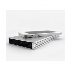 Power Bank รุ่น PW-40 Power Bank รุ่น PW-40